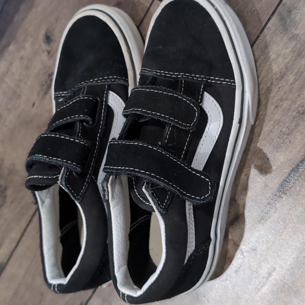 Kids Old Skool V Shoe Black Vans